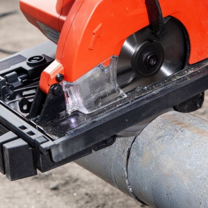 ��ά�ܲ��и�