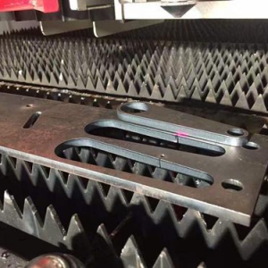 �����и���