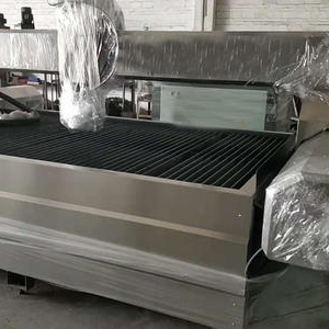 ��ά�ܲ��и�