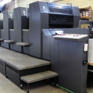 �����и���